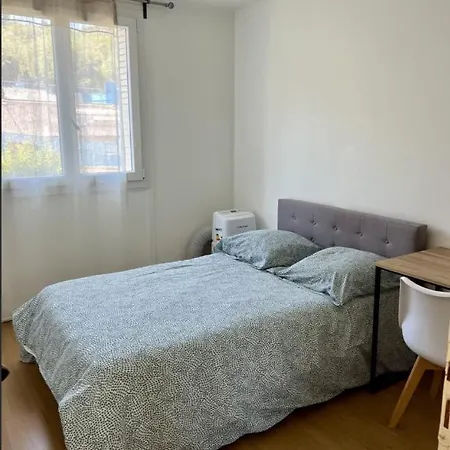 شقة 20 Mins From The